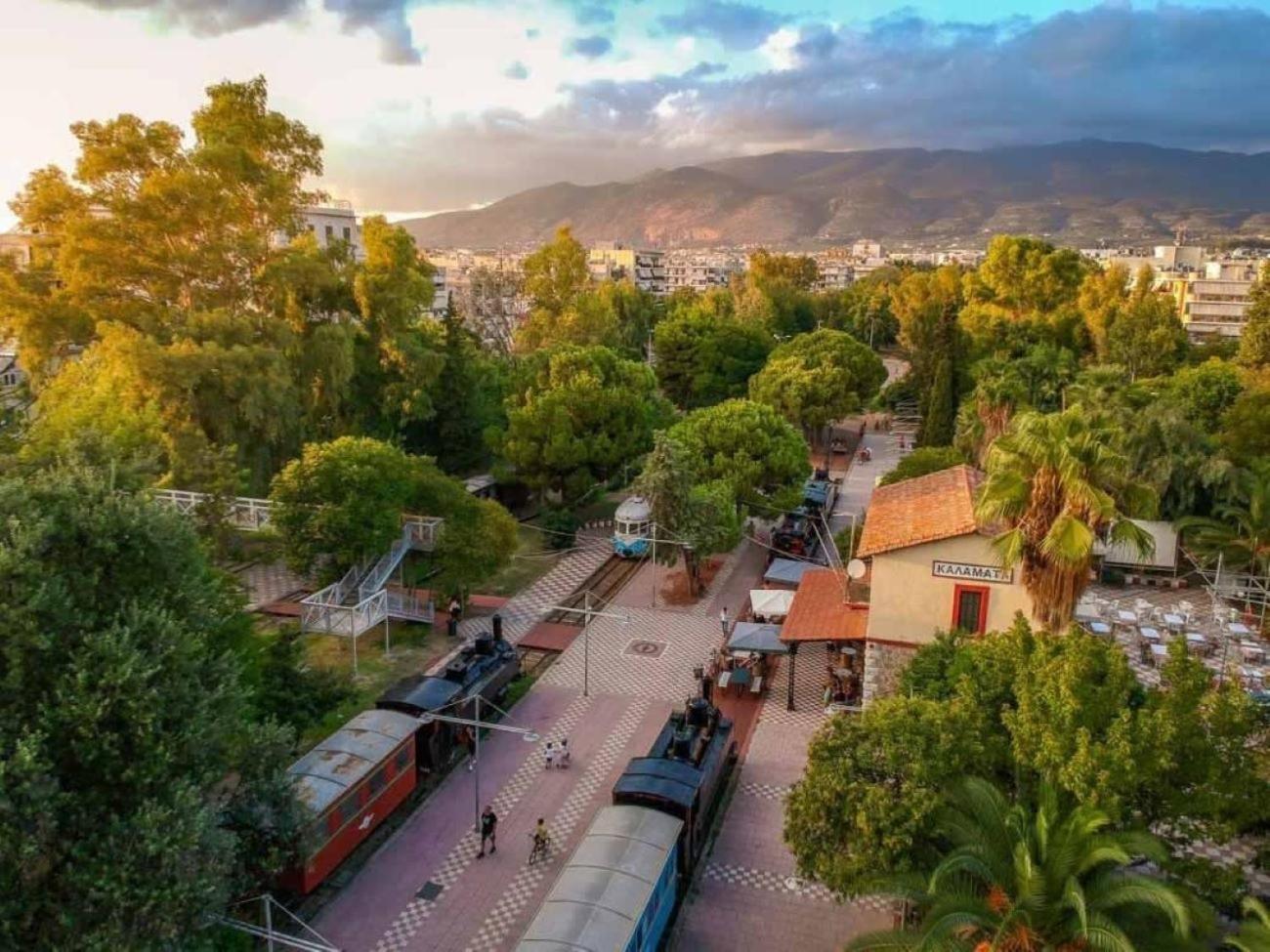 Kalamata'S Sunny Retreat Near The Historic Center Extérieur photo