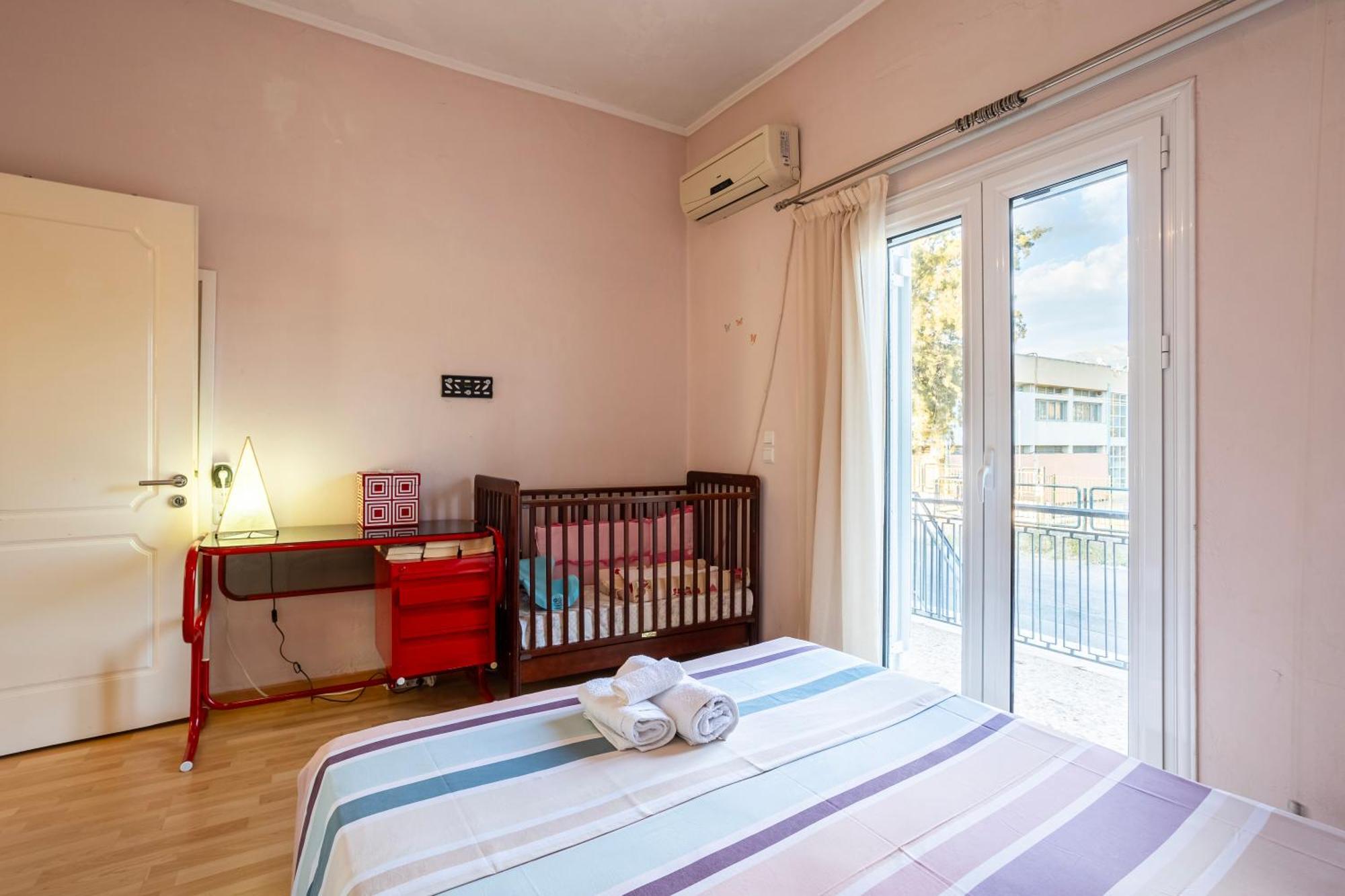 Kalamata'S Sunny Retreat Near The Historic Center Extérieur photo