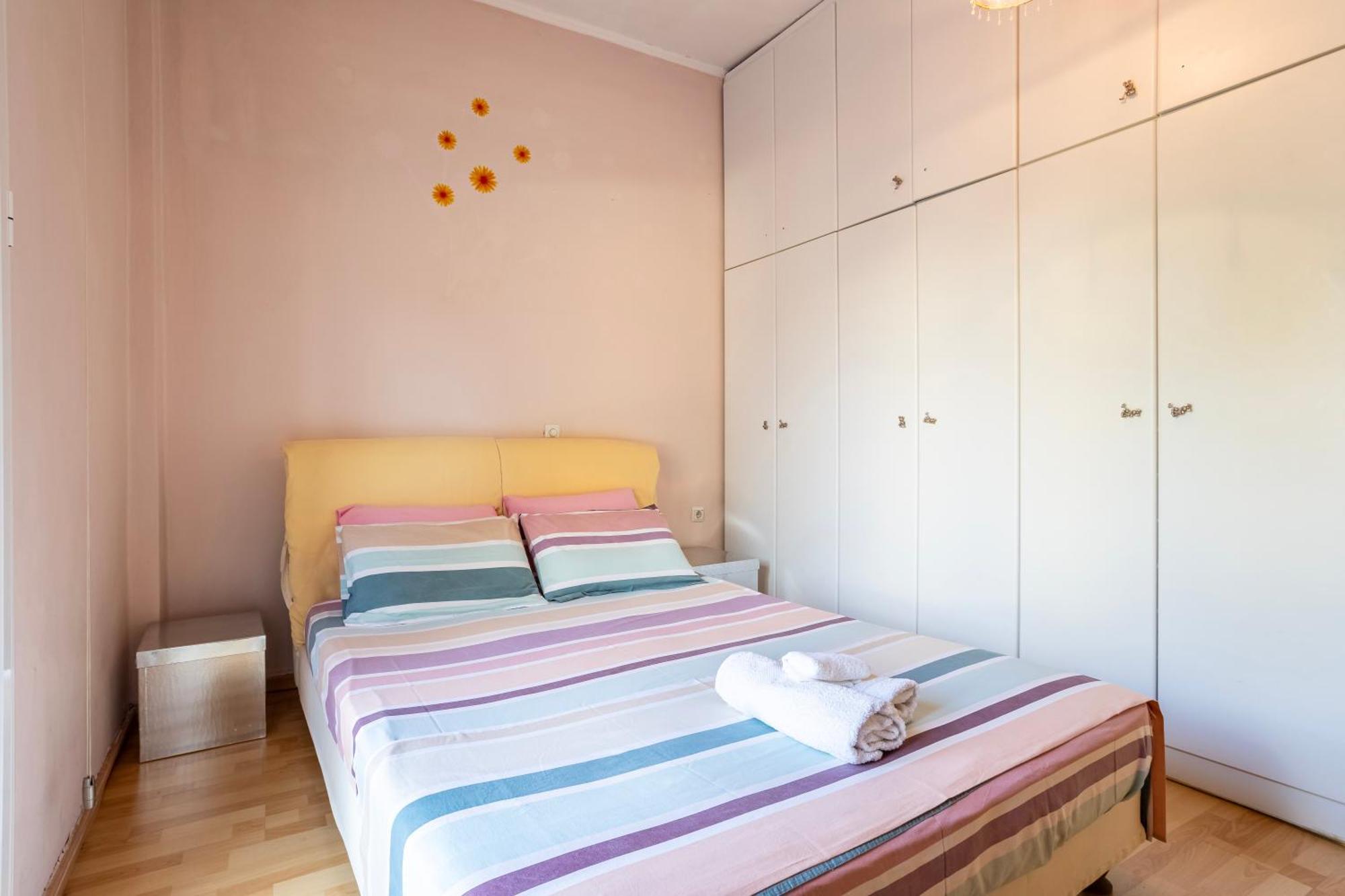 Kalamata'S Sunny Retreat Near The Historic Center Extérieur photo