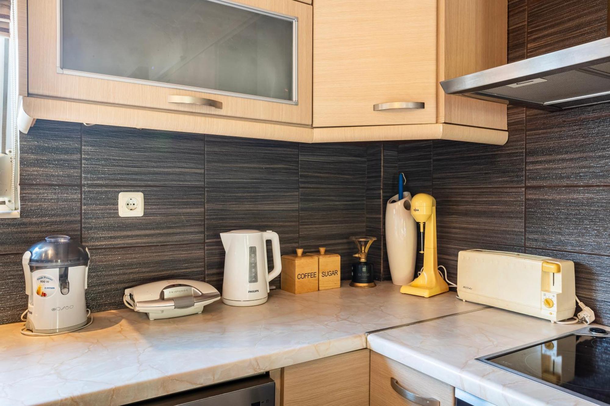 Kalamata'S Sunny Retreat Near The Historic Center Extérieur photo