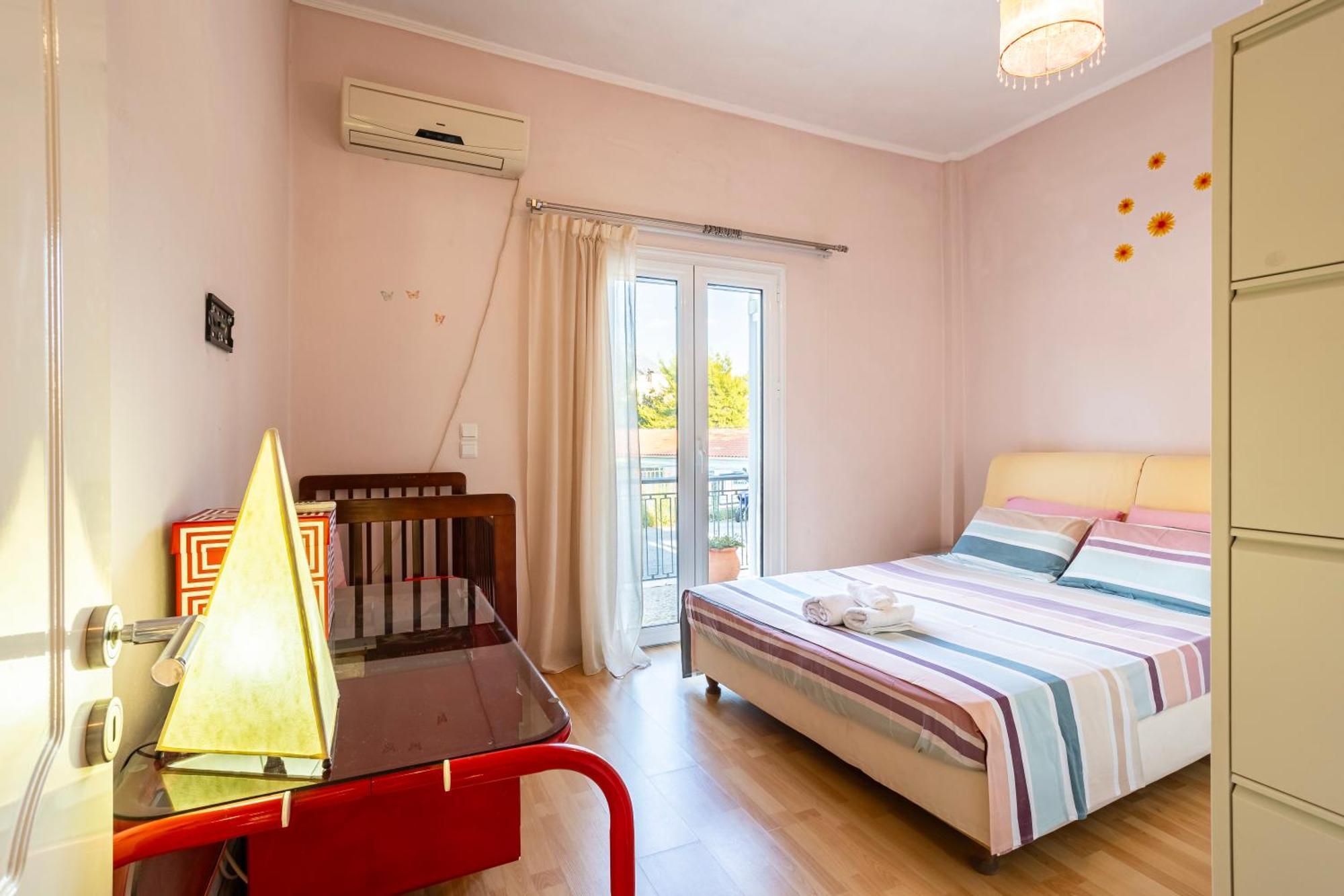 Kalamata'S Sunny Retreat Near The Historic Center Extérieur photo